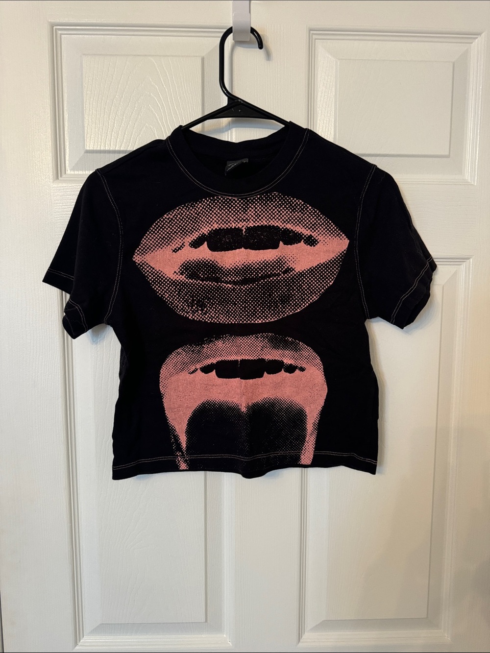 Urban outfitters Black baby Tee with Pink Lip Graphic